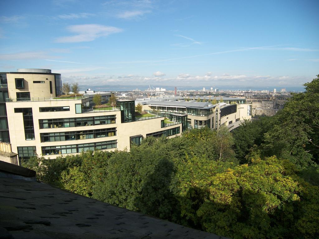 Central Calton Hill What A View Edinburgh Værelse billede
